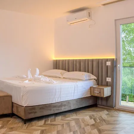 Osmani ゲストハウス