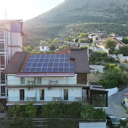 Osmani Guest house *