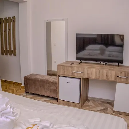 게스트하우스 Osmani Shkodër