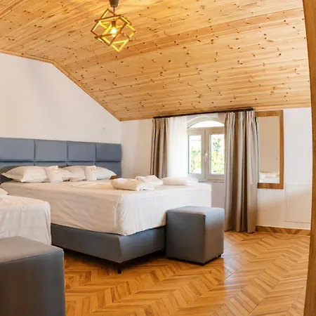 Guest house Osmani