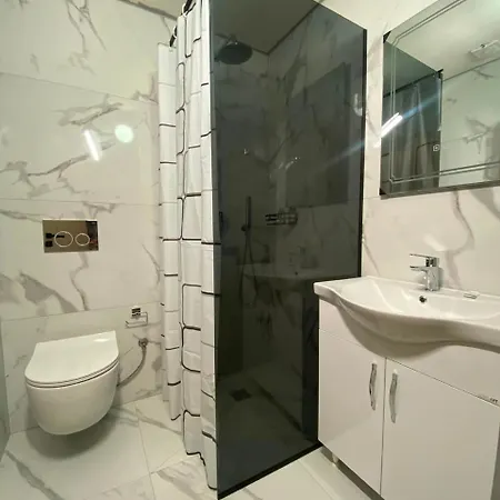Osmani Guest house